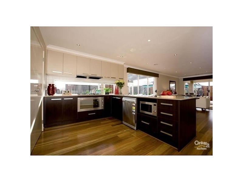 12 BALLADONG CRESCENT, Tarneit VIC 3029