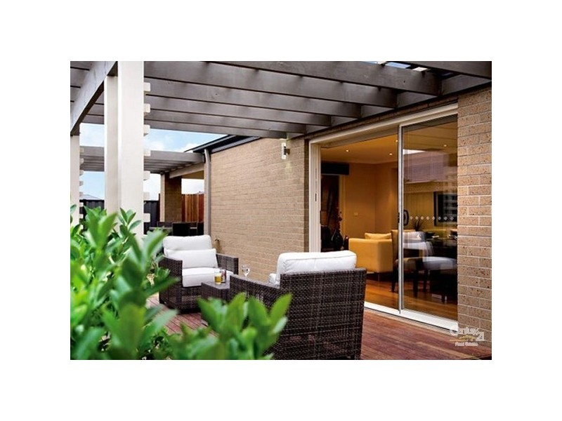 12 BALLADONG CRESCENT, Tarneit VIC 3029