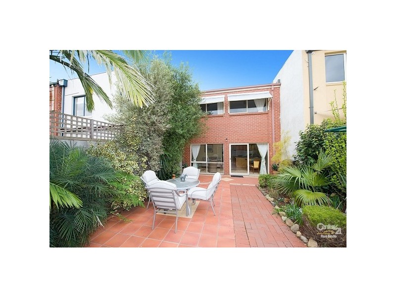 61 John Liston Drive, Newport VIC 3015