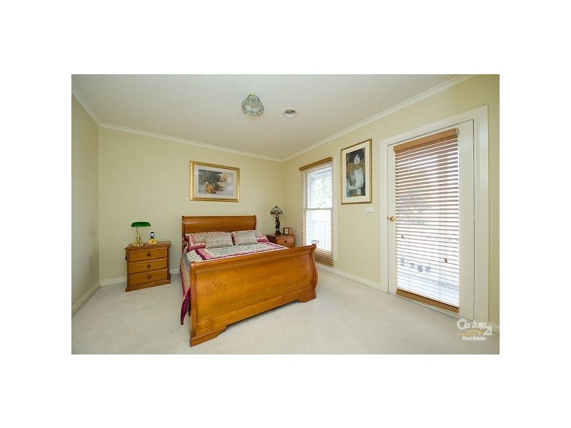 61 John Liston Drive, Newport VIC 3015