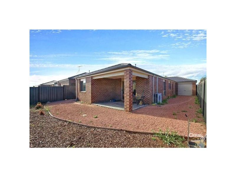13 HARDWICK ROAD, Point Cook VIC 3030