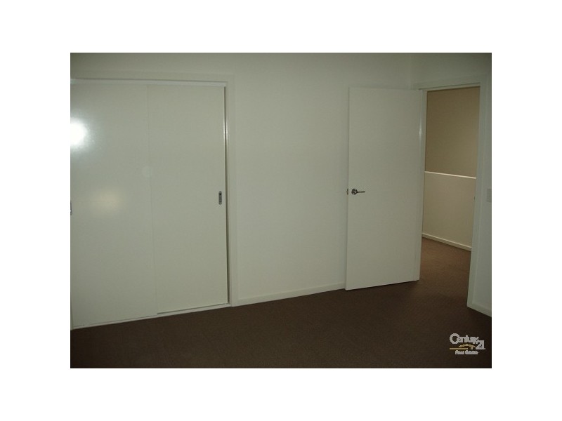7 LEOPOLD LANE, Point Cook VIC 3030