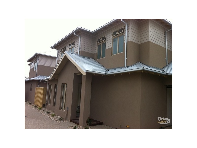 2/160 AITKEN STREET, Williamstown VIC 3016