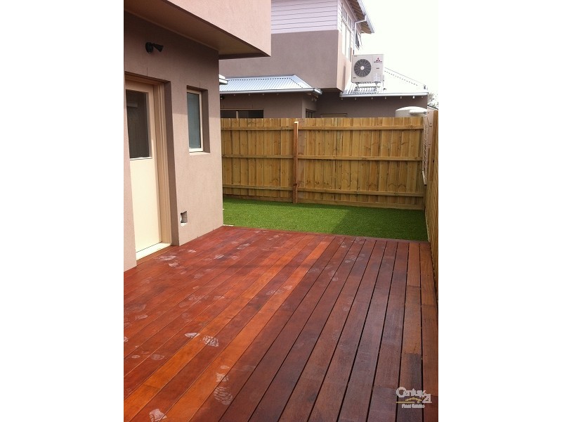 2/160 AITKEN STREET, Williamstown VIC 3016