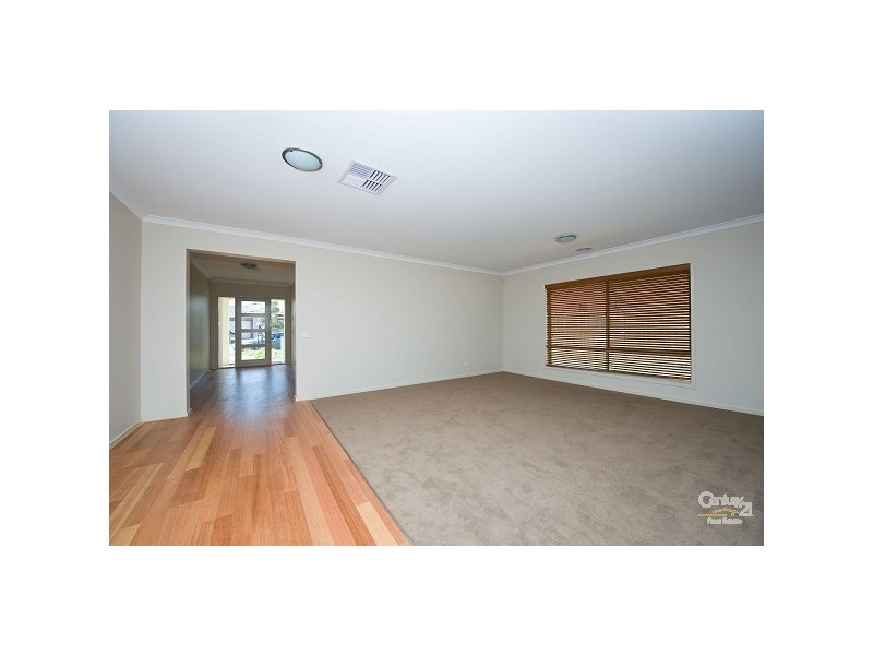 7 MYSTIC GROVE, Point Cook VIC 3030
