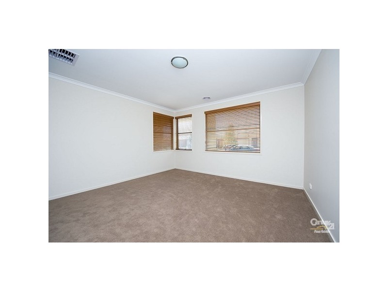 7 MYSTIC GROVE, Point Cook VIC 3030