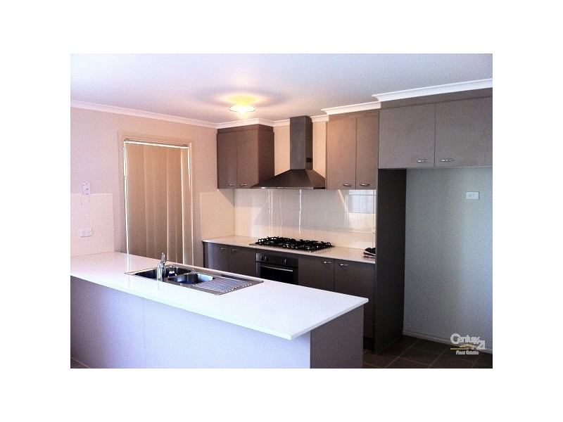 7 EDSALL STREET, Tarneit VIC 3029