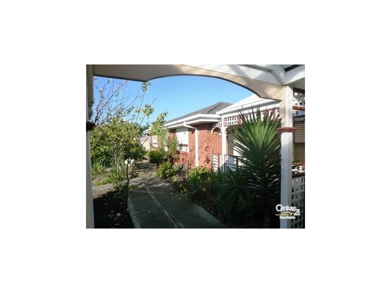 6 Truman Court, Altona Meadows VIC 3028