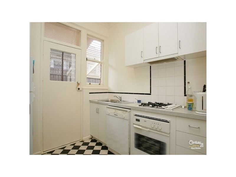 1/106 ESPLANADE, Williamstown VIC 3016