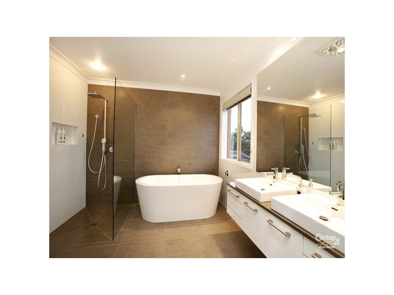 18 STAPLES WAY, Seabrook VIC 3028