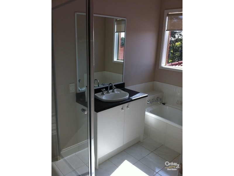 18 STAPLES WAY, Seabrook VIC 3028