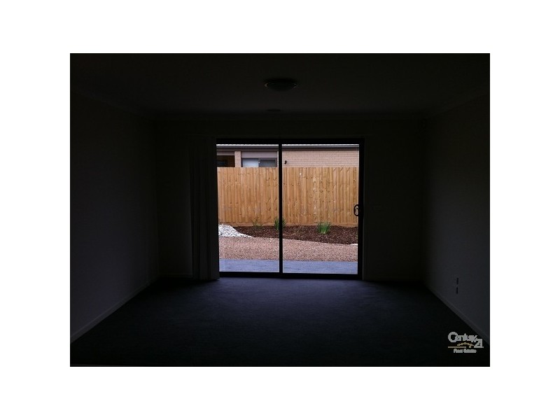 11 FROGGITTS LANE, Werribee VIC 3030