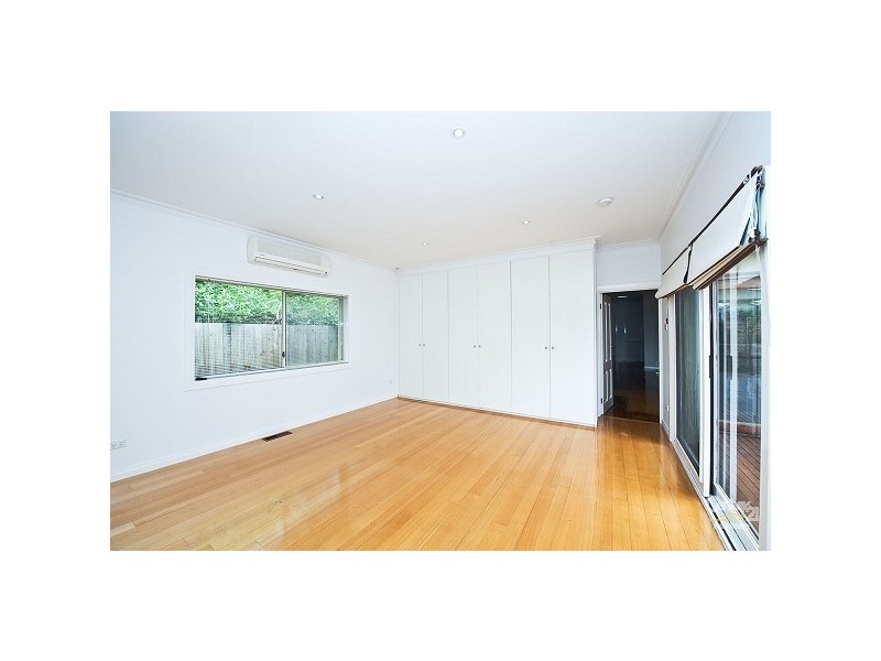 67 Kernot Street, South Kingsville VIC 3015