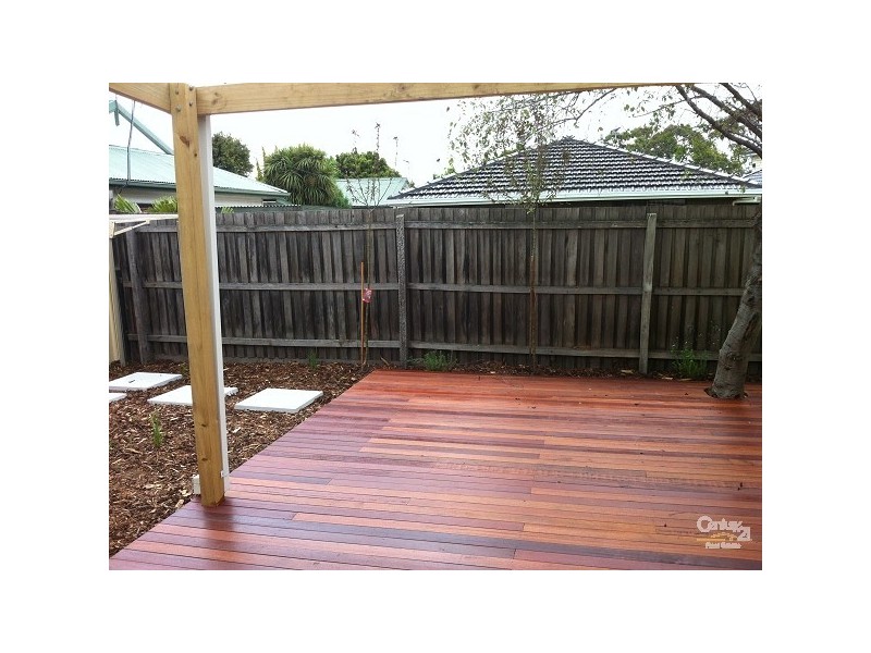 9 SYDNEY STREET, Newport VIC 3015