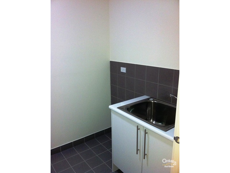 9a SYDNEY STREET, Newport VIC 3015