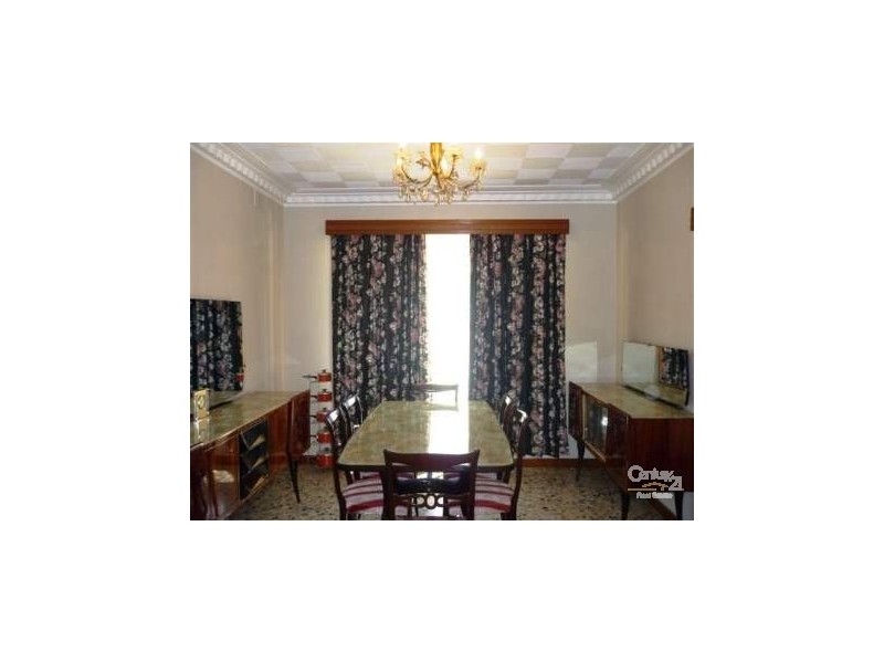 136 NORTH ROAD, Newport VIC 3015