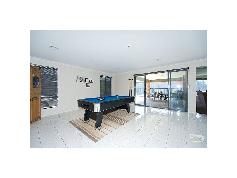 17 Trieste Way, Point Cook VIC 3030