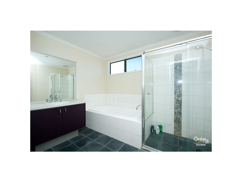 17 Trieste Way, Point Cook VIC 3030