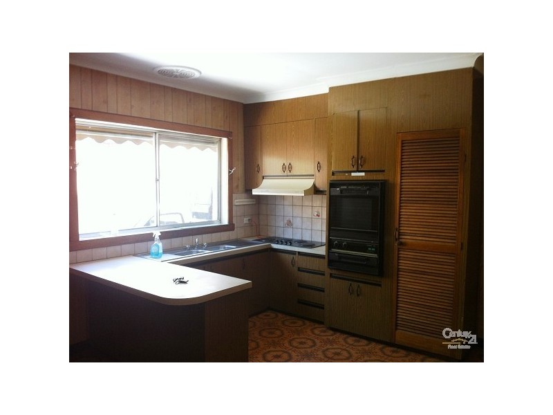 4 MCINTOSH ROAD, Altona North VIC 3025