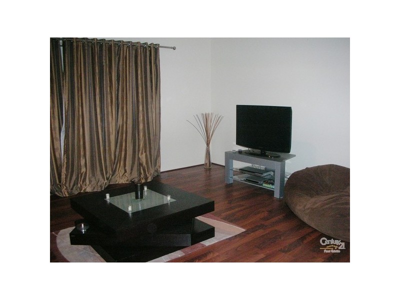 32 Astley Crs, Point Cook VIC 3030