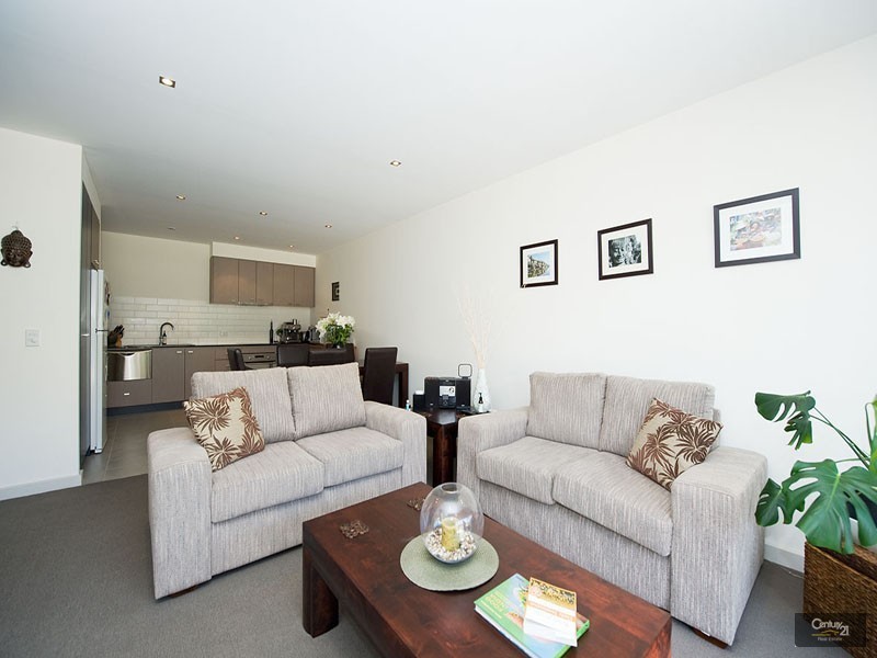 8/114 Mason Street, Newport VIC 3015