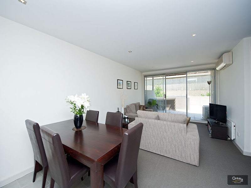 8/114 Mason Street, Newport VIC 3015