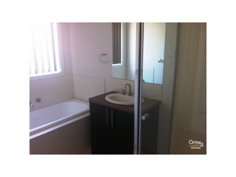 5 GARLAND TERRACE, Point Cook VIC 3030