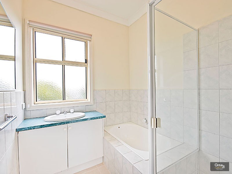 6/70 Kororoit Creek Road, Williamstown VIC 3016