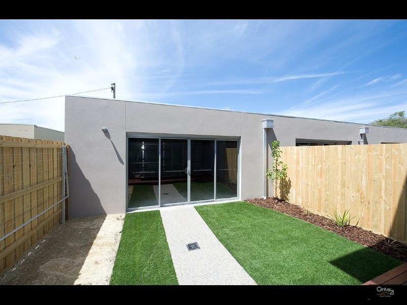 38 Kernot Street, South Kingsville VIC 3015