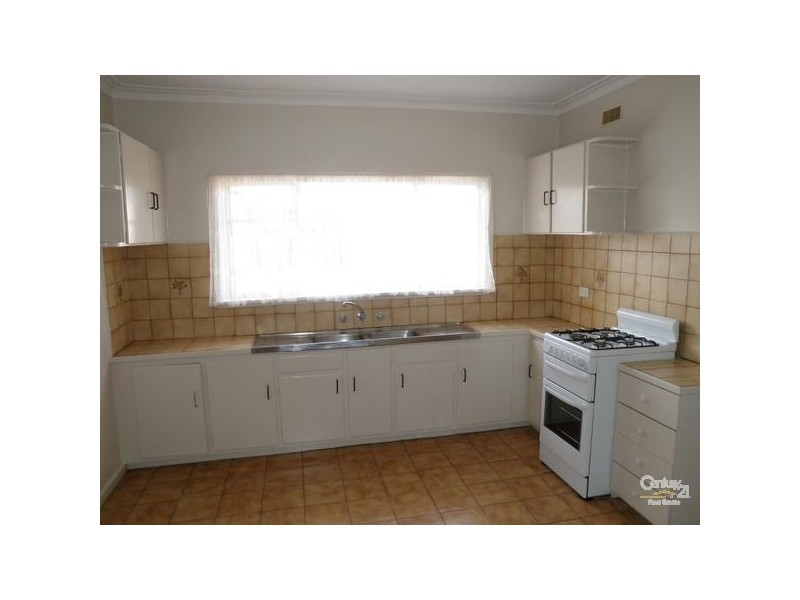 26 CYCLAMEN AVENUE, Altona North VIC 3025