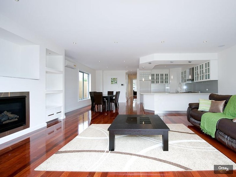 4 Laurie Street, Newport VIC 3015