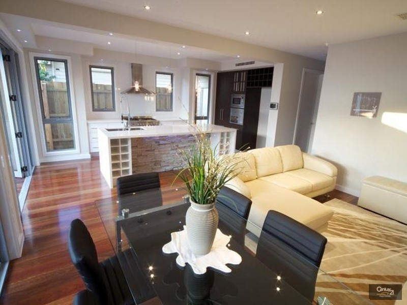 4 Laurie Street, Newport VIC 3015