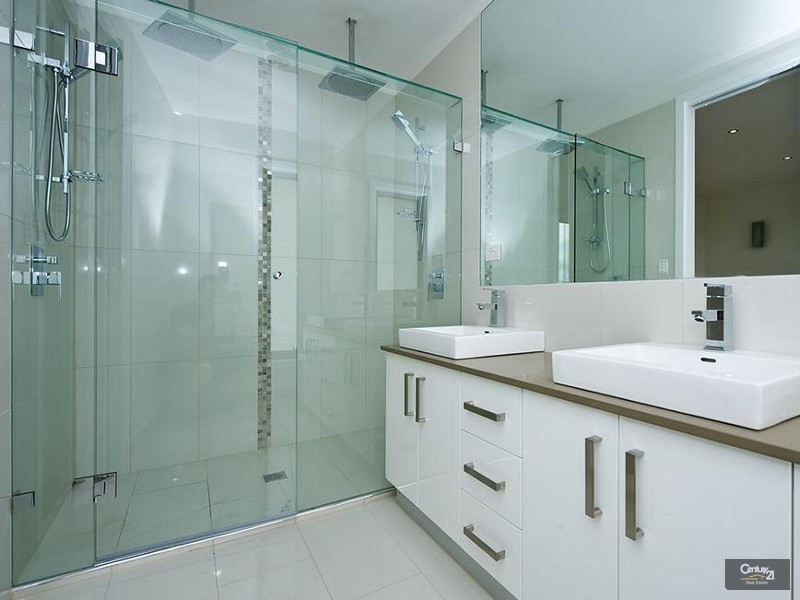 4 Laurie Street, Newport VIC 3015