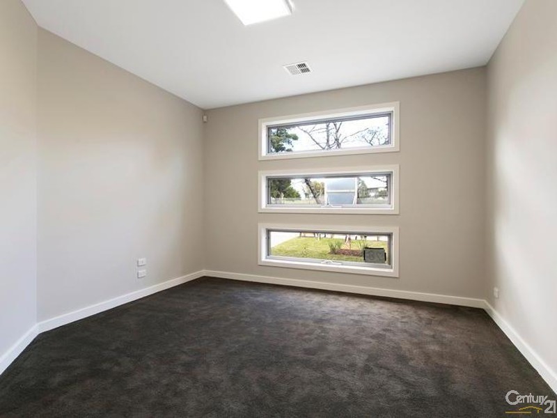 1/28 Birmingham Street, Spotswood VIC 3015