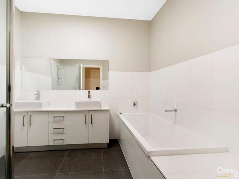 1/28 Birmingham Street, Spotswood VIC 3015