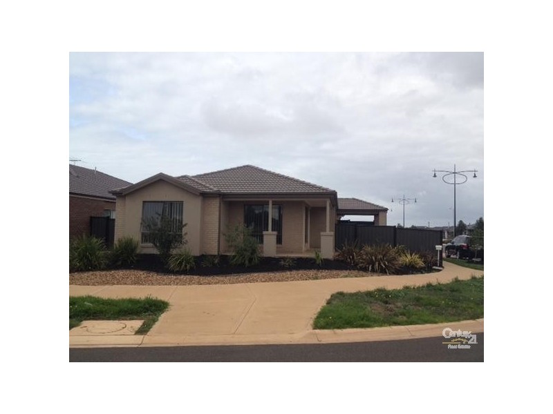 33 Kellerman Drive, Point Cook VIC 3030