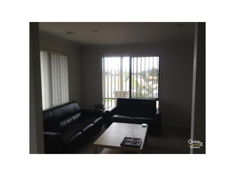 33 Kellerman Drive, Point Cook VIC 3030