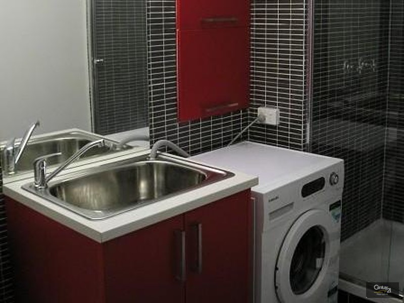 4/4 Techno Park Drive, Williamstown VIC 3016