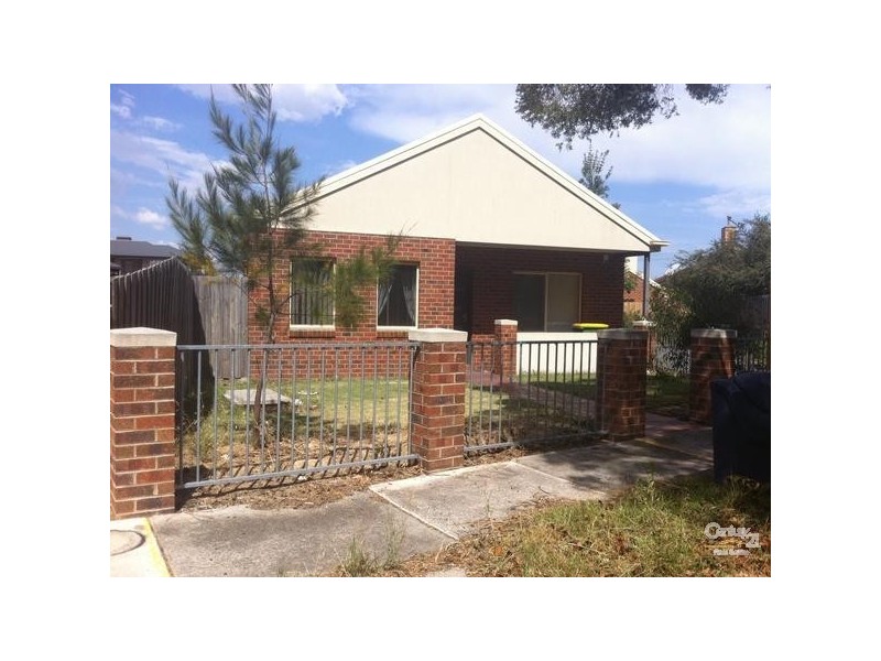 1/14 OMAR STREET, Maidstone VIC 3012