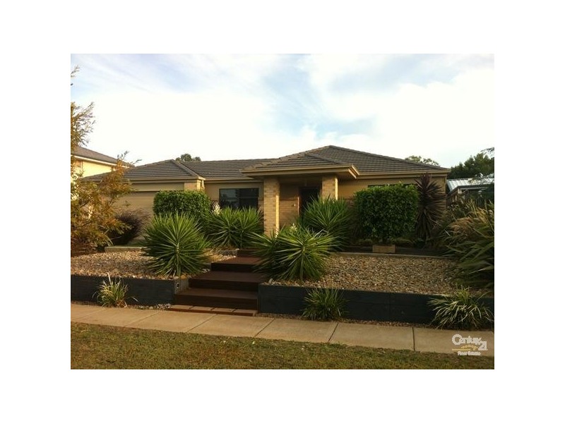 19 DAINTREE BLV, Tarneit VIC 3029