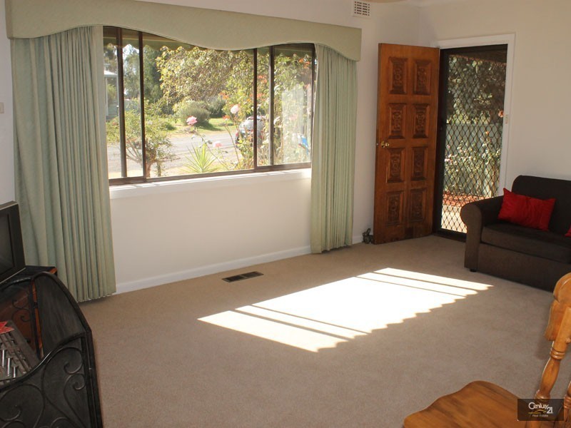 14 Reckleben Street, Castlemaine VIC 3450