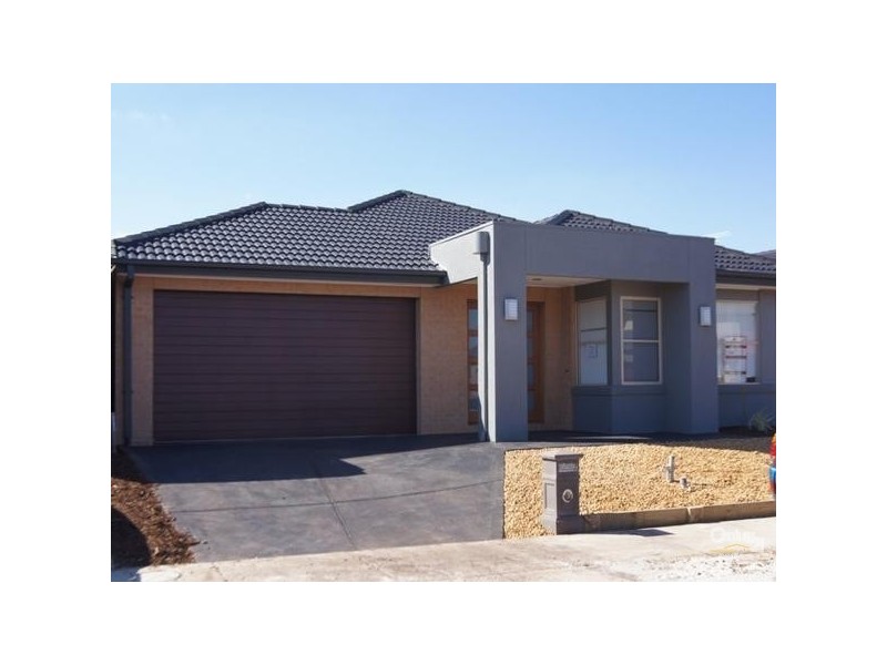 75 TRISTANIA DRIVE, Point Cook VIC 3030