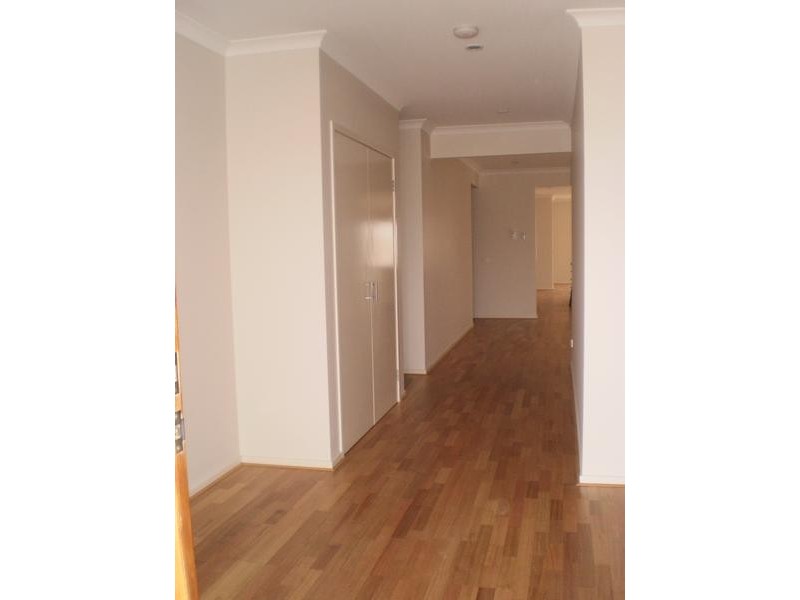 75 TRISTANIA DRIVE, Point Cook VIC 3030