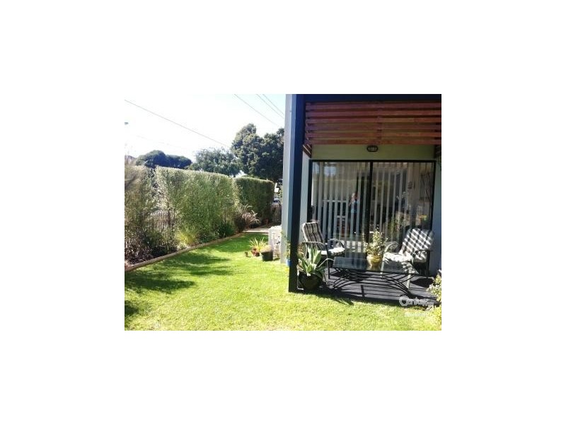 2/119 BLACKSHAWS ROAD, Newport VIC 3015