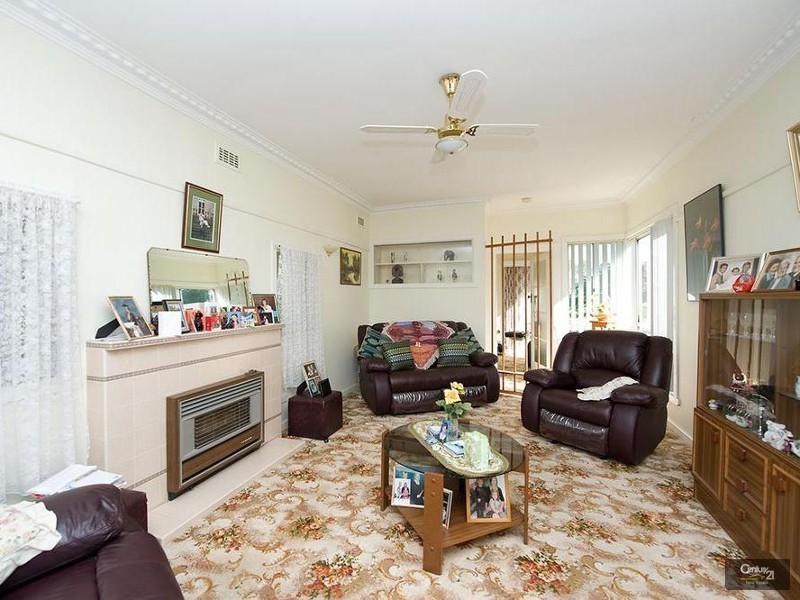 22 Blenheim Road, Newport VIC 3015