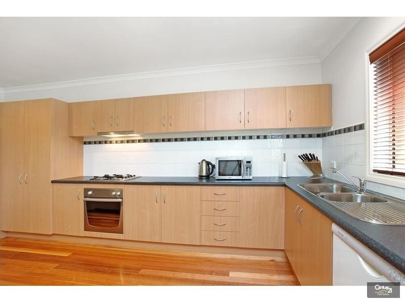 2/30 Fontein Street, West Footscray VIC 3012