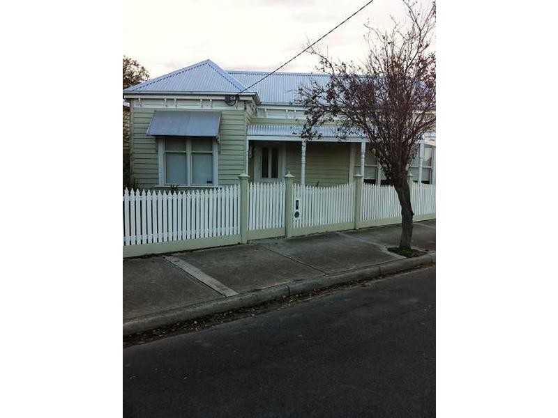 33 QUEEN STREET, Williamstown VIC 3016