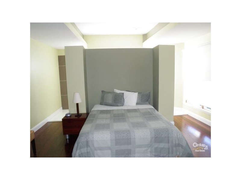 33 QUEEN STREET, Williamstown VIC 3016