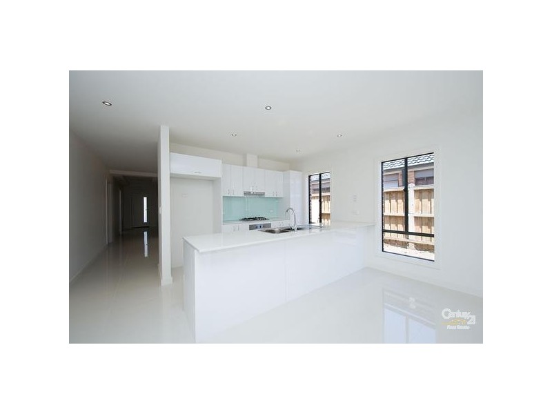 11 TOBAGO AVENUE, Point Cook VIC 3030