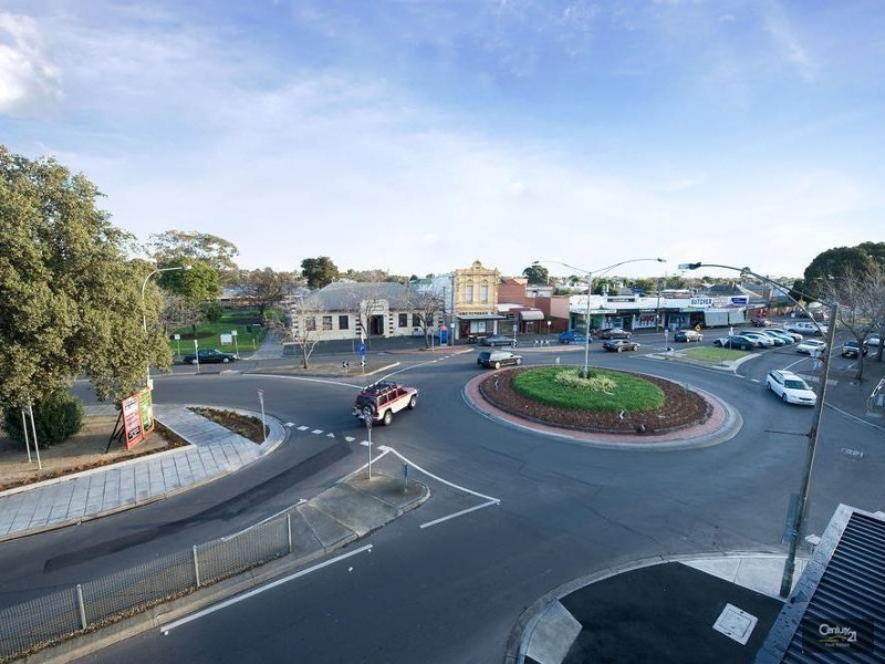 11/4 Mason Street, Newport VIC 3015